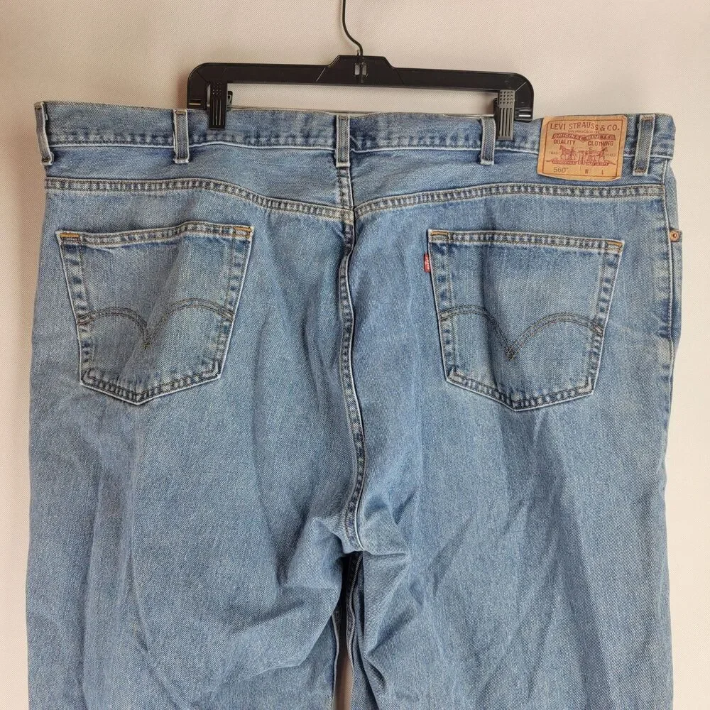 Levi's 560 Mens Size 50X30 Blue Medium Wash Comfort Fit Straight Leg Jeans